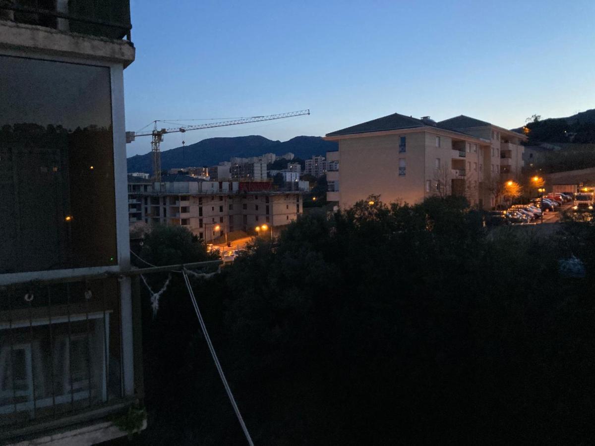 Mountain View & Sea View Location Chambre Individual 1 Sur 3 Chambres Dispo Avec Climes Mais Salle De Bain Et Salon En Commune 巴斯蒂亚 外观 照片